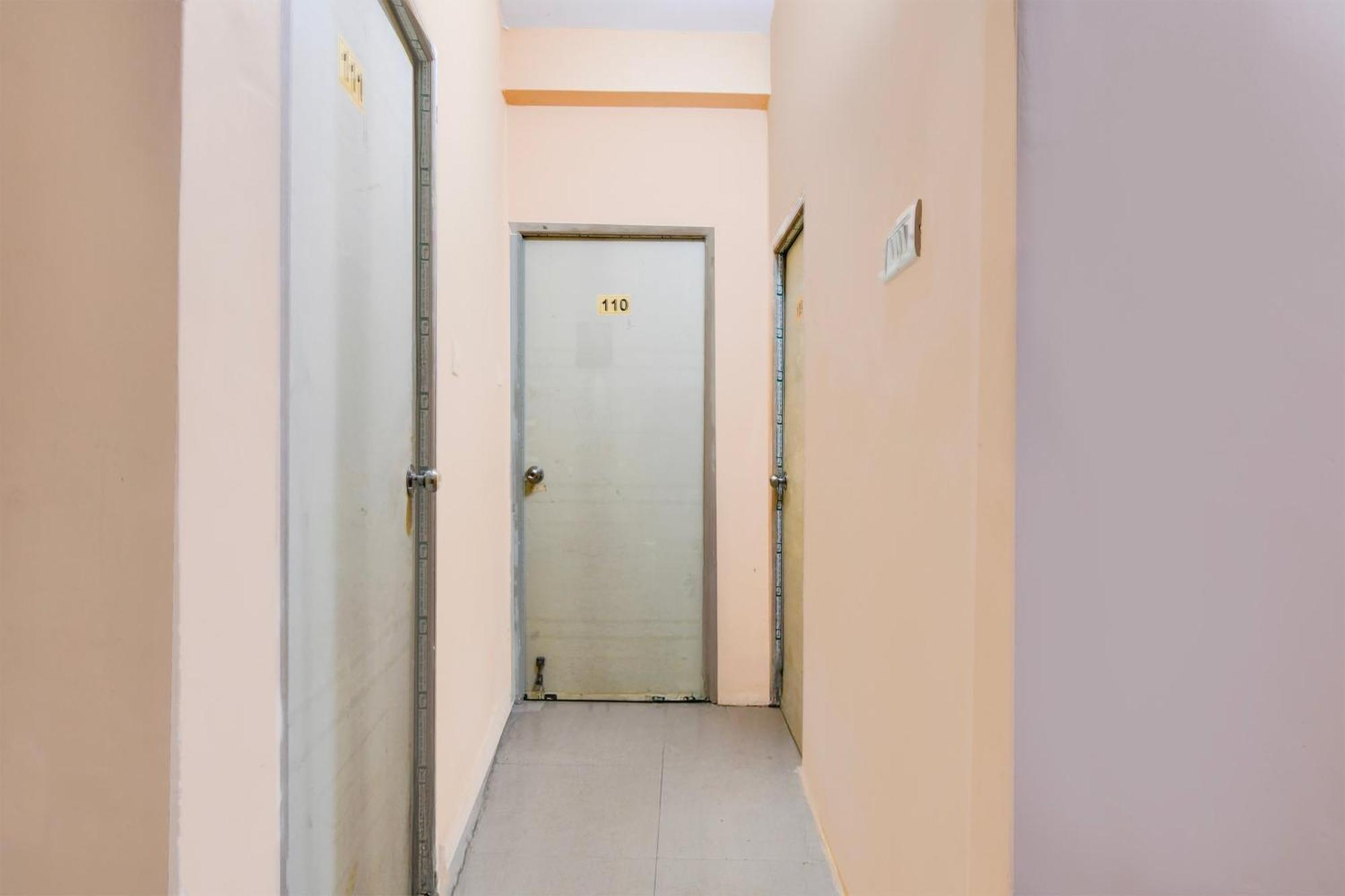 Hotel O Survey Park Jadabpur Exterior photo
