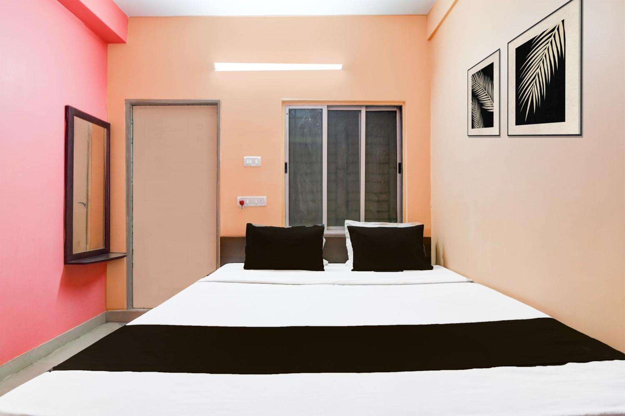Hotel O Survey Park Jadabpur Exterior photo